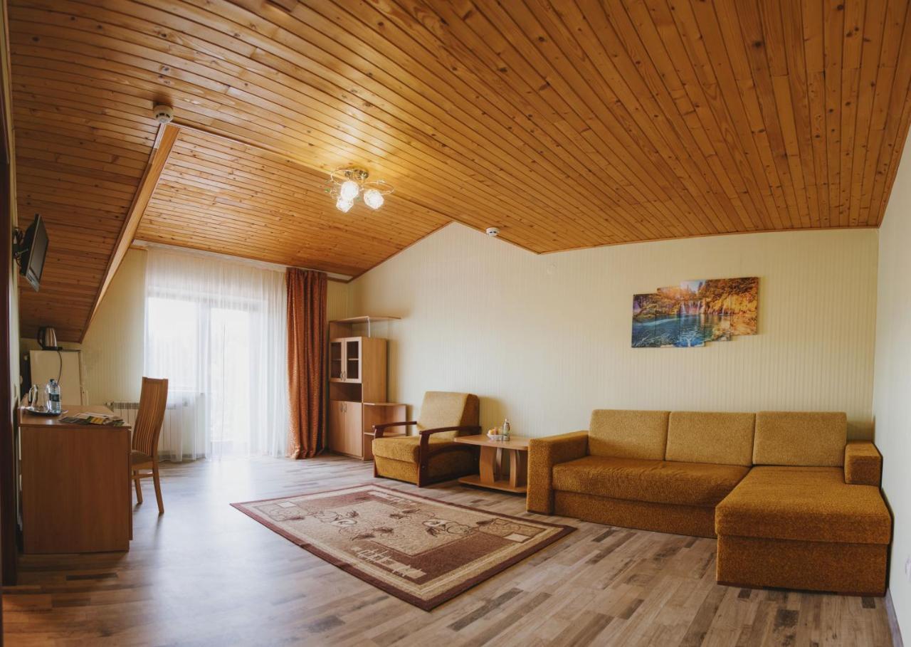 Zelenyy Bir Hotel Skhidnytsia Exterior photo