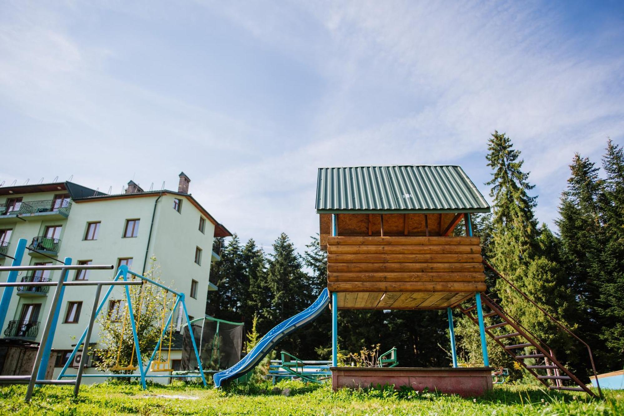 Zelenyy Bir Hotel Skhidnytsia Exterior photo